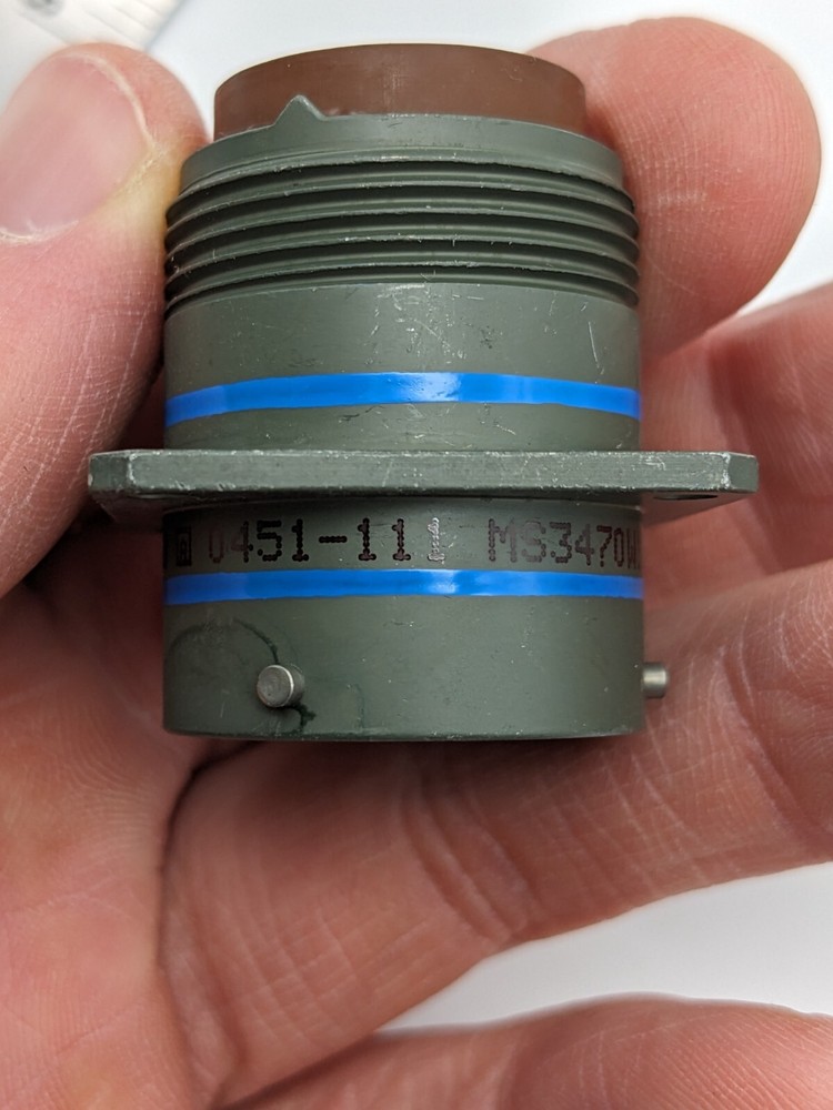 Amphenol MS3470W16-26S Connector