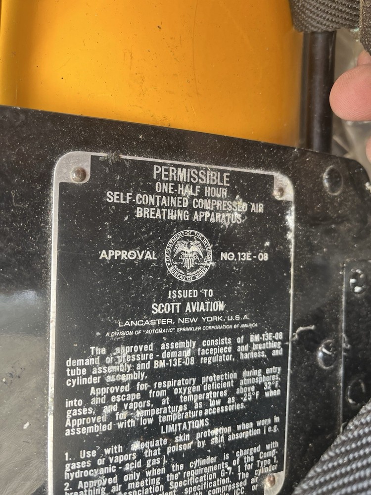 Scott Air-Pak S.C.U.B.A. Gear complete set