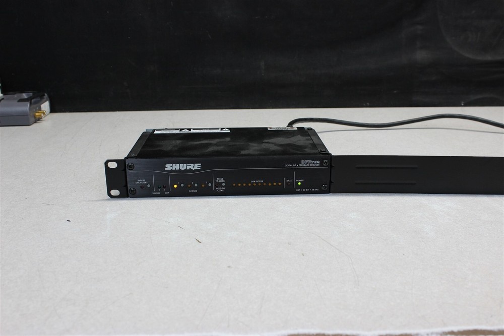 SHURE DFR11EQ Digital EQ + Feedback Reducer