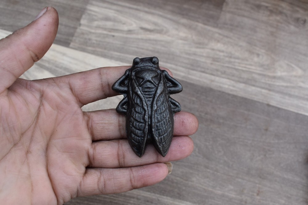 Cast Iron door knobs cabinet honey bee shape drawer handles pull rustic 10 pcs