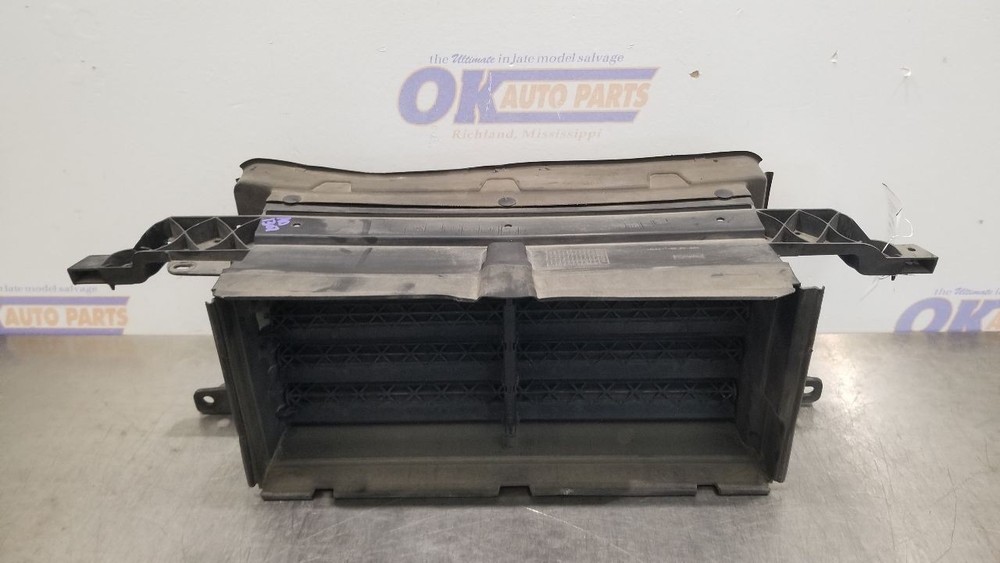 21 FORD EXPEDITION LOWER AIR SHUTTER 3.5L