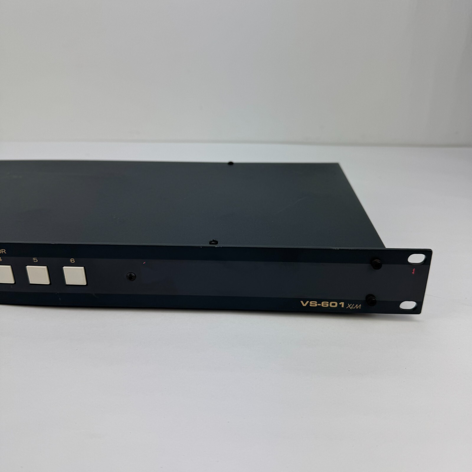 Kramer VS-601XLM 6x1:3 Composite Video & Stereo Audio Switcher 110V 21-0575010