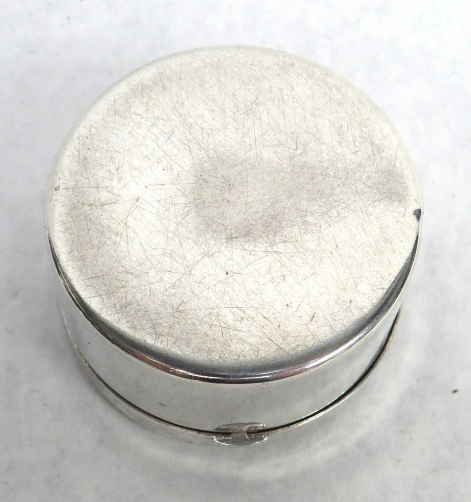 VINTAGE STERLING SILVER 2" STAMP BOX