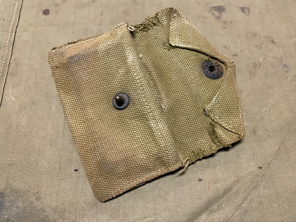 ORIGINAL WWII US ARMY INFANTRY M1942 FIRST AID CARLISLE BANDAGE CARRY BELT POUCH