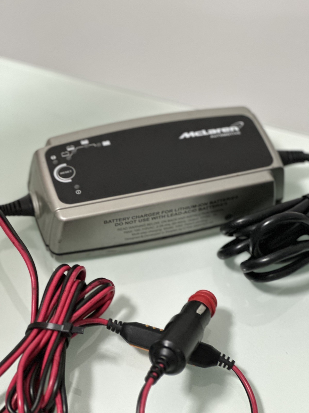 Original 1222MA668GP OFFICIAL McLaren Li-Ion Battery Charger and Maintainer