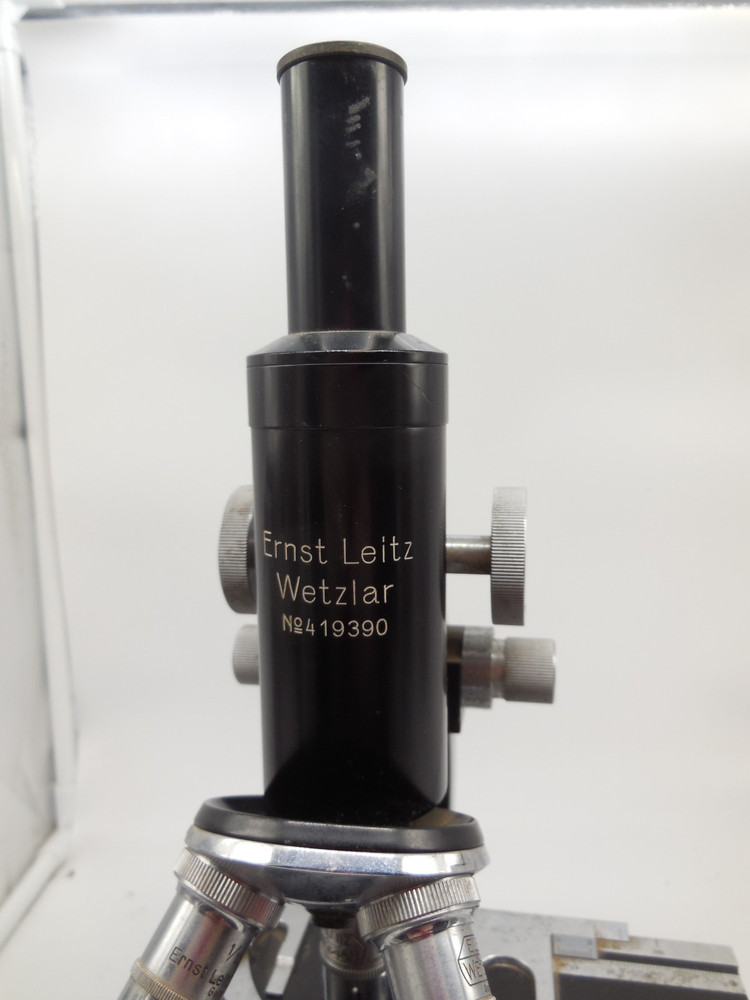 DF1 Vtg E Leitz Wetzlar Germany Microscope no 419390