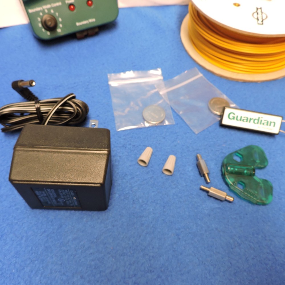 PetSafe Guardian Underground Fence, Collar Receiver , Transmitter, Missing Flags
