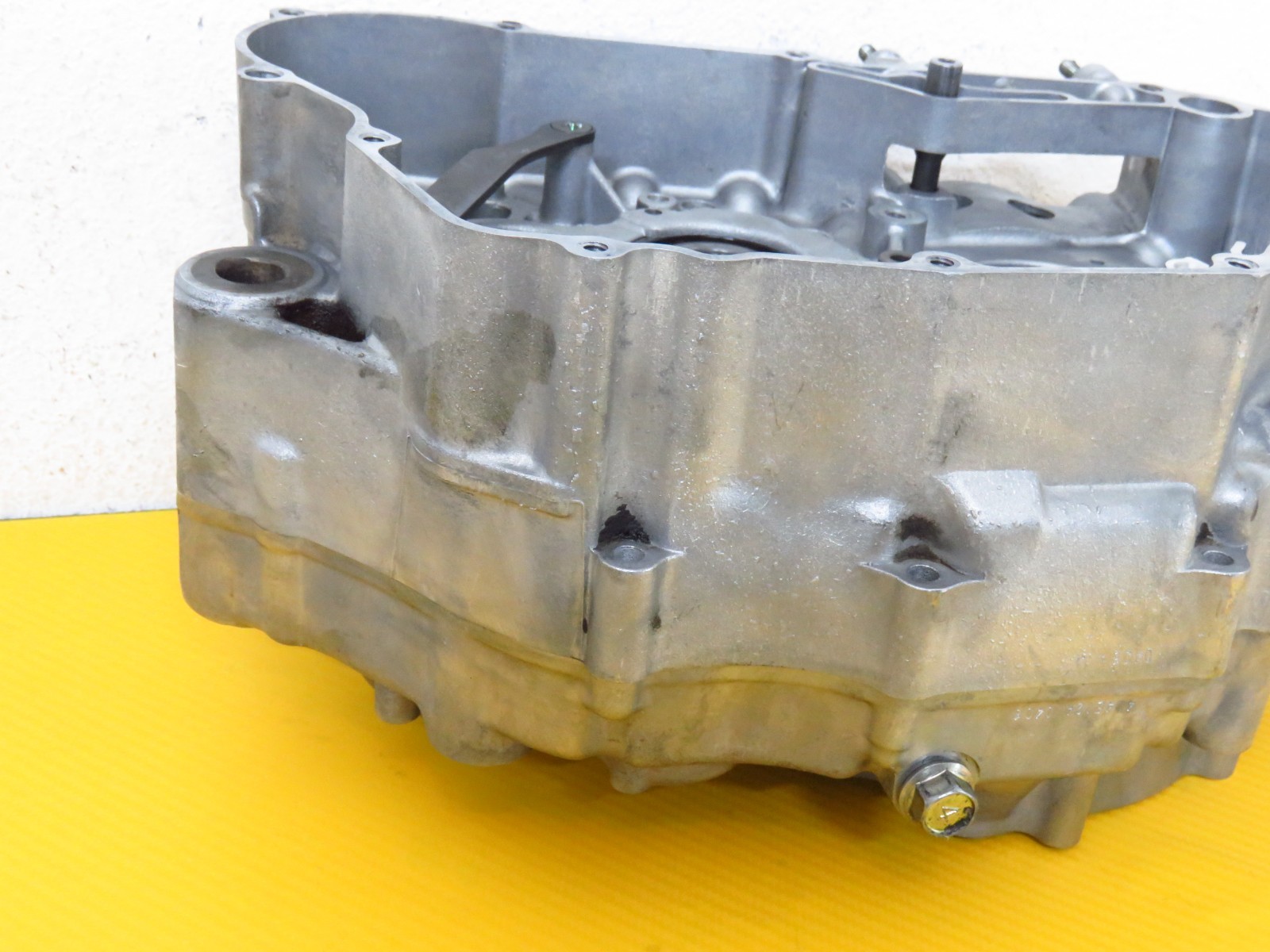 2005 Suzuki Dr-Z400s OEM CRANKCASE left right crank case cases MATCHING good