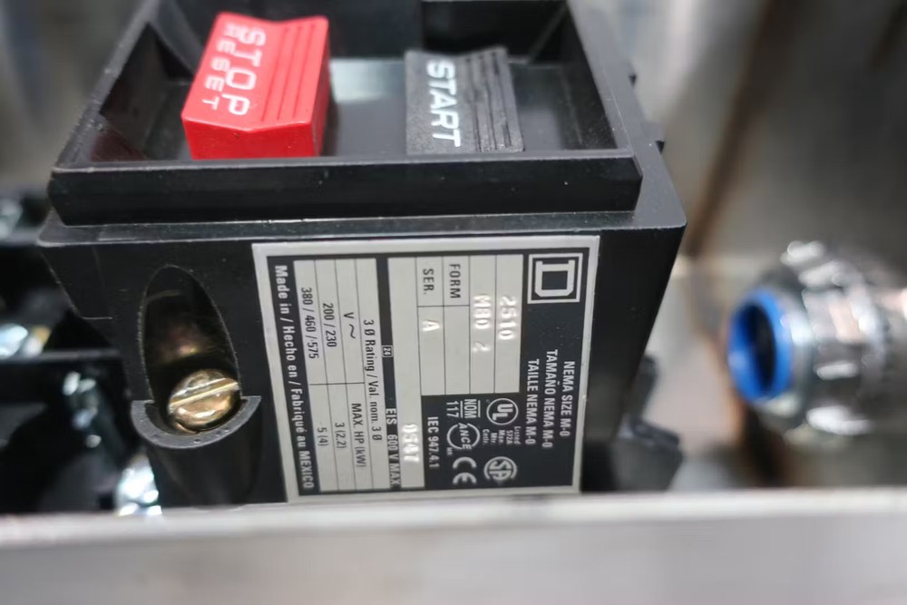 Square D 2510 MB02 Size M-0 Manual Starter 5hp