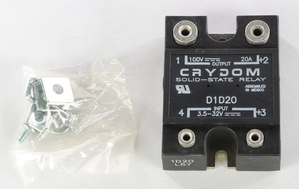 New D1D20 CRYDOM SOLID STATE RELAY