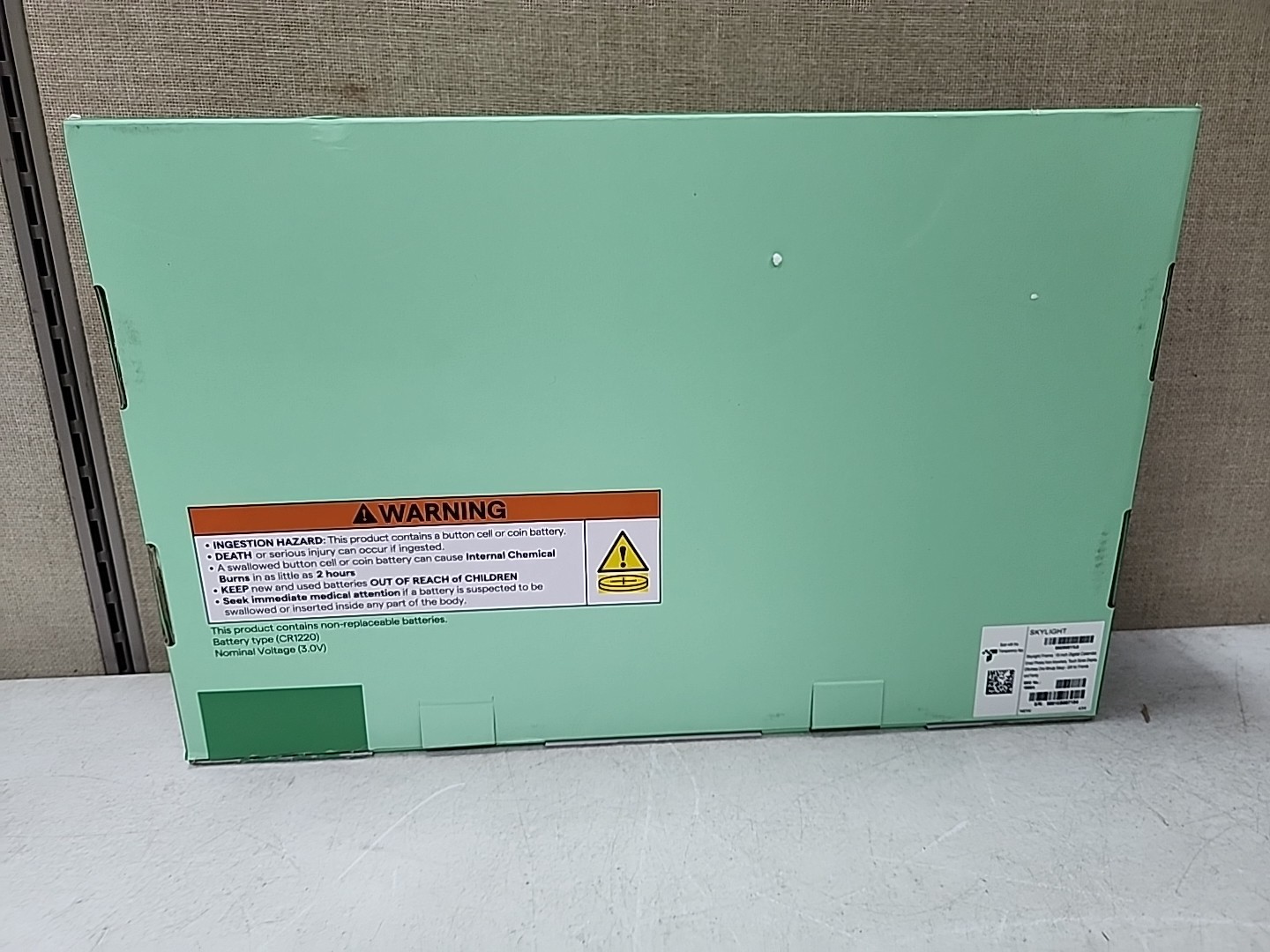 NEW Skylight Calender 15" Touchscreen Smart Calendar and Chore Chart - White