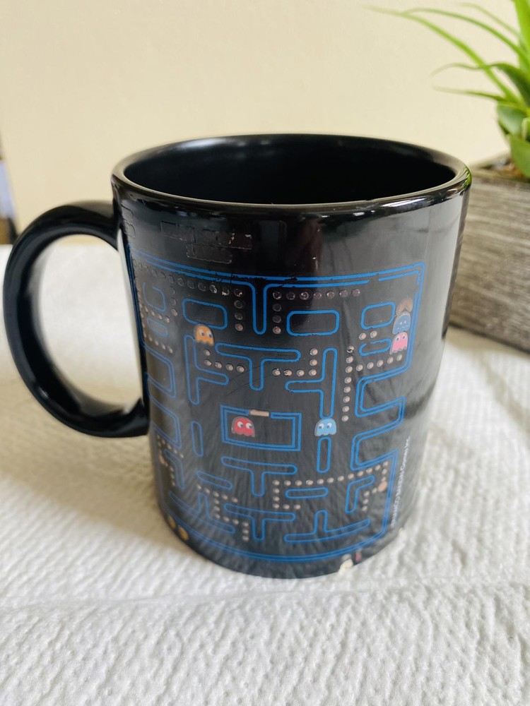 Black Pac-Man Heat activated Game Ceramic Coffee Mug
