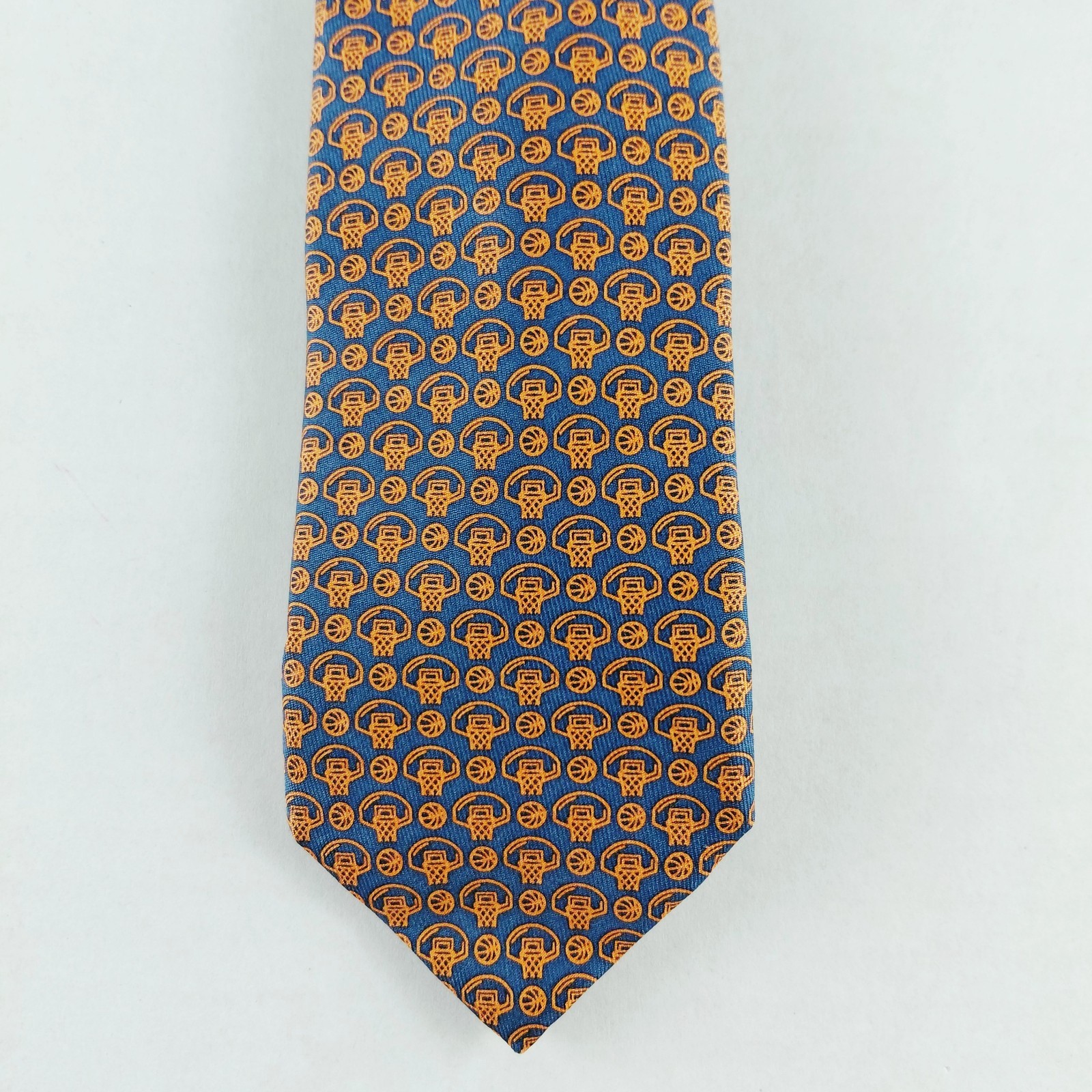 Vineyard Vines Blue Orange Basketballs and Hoops Boys Tie 100% Silk Shep & Ian