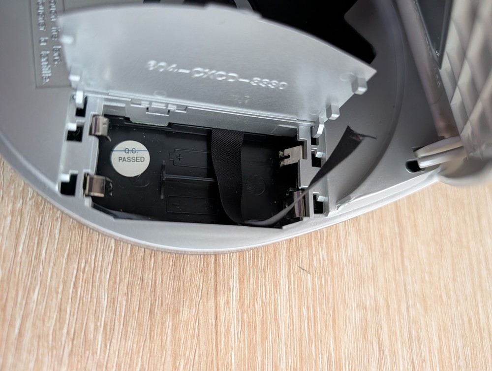 Coby CX-CD303 Portable CD Player Dynamic Bass Boost System Silver 2001