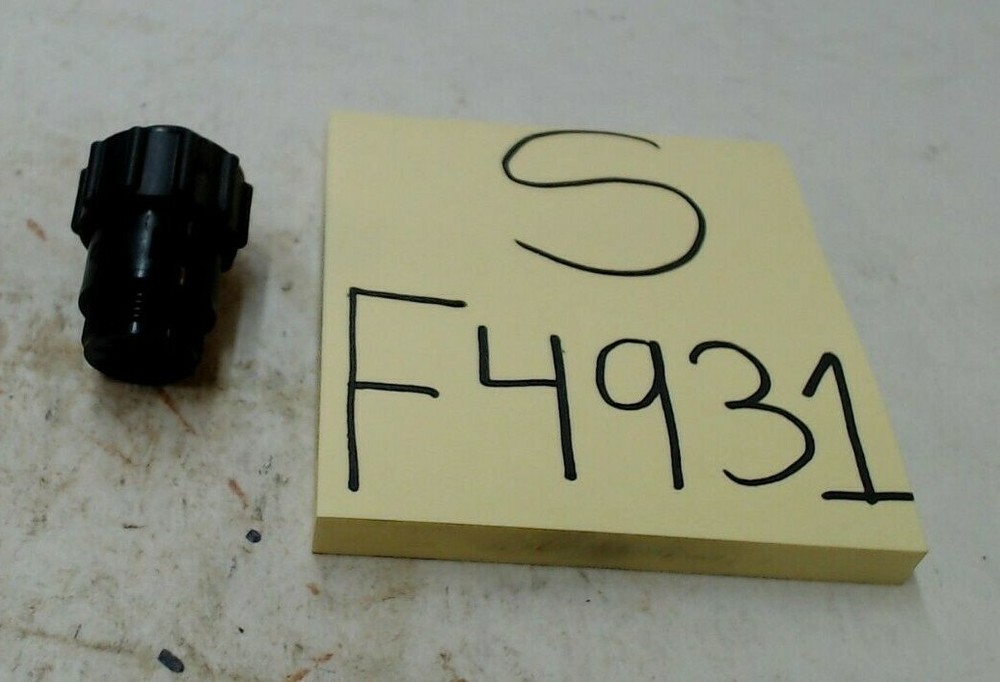 Lincoln S18656 Male Plug
