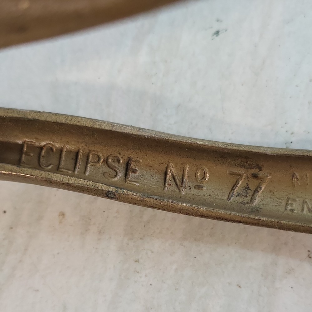 Vintage Eclipse No. 77 Saw Setting Tool. Quality item. Very nice condition.