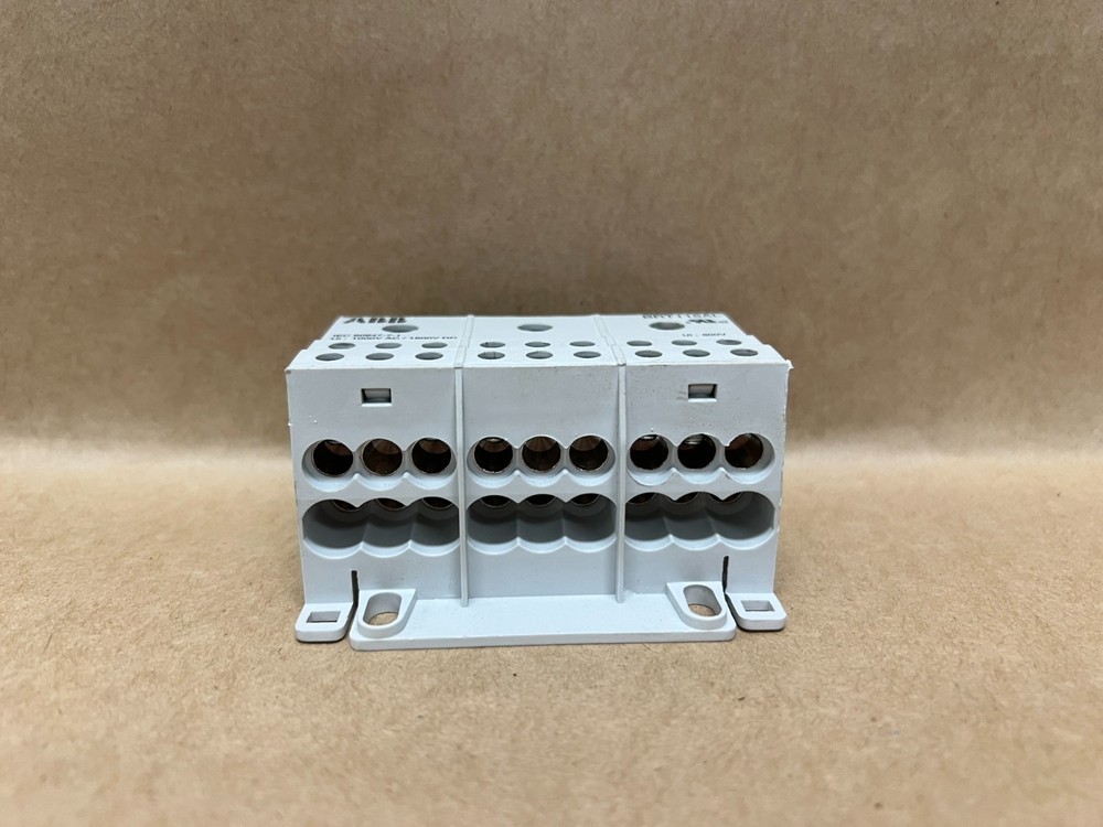 ABB BRT115AL Distribution Box