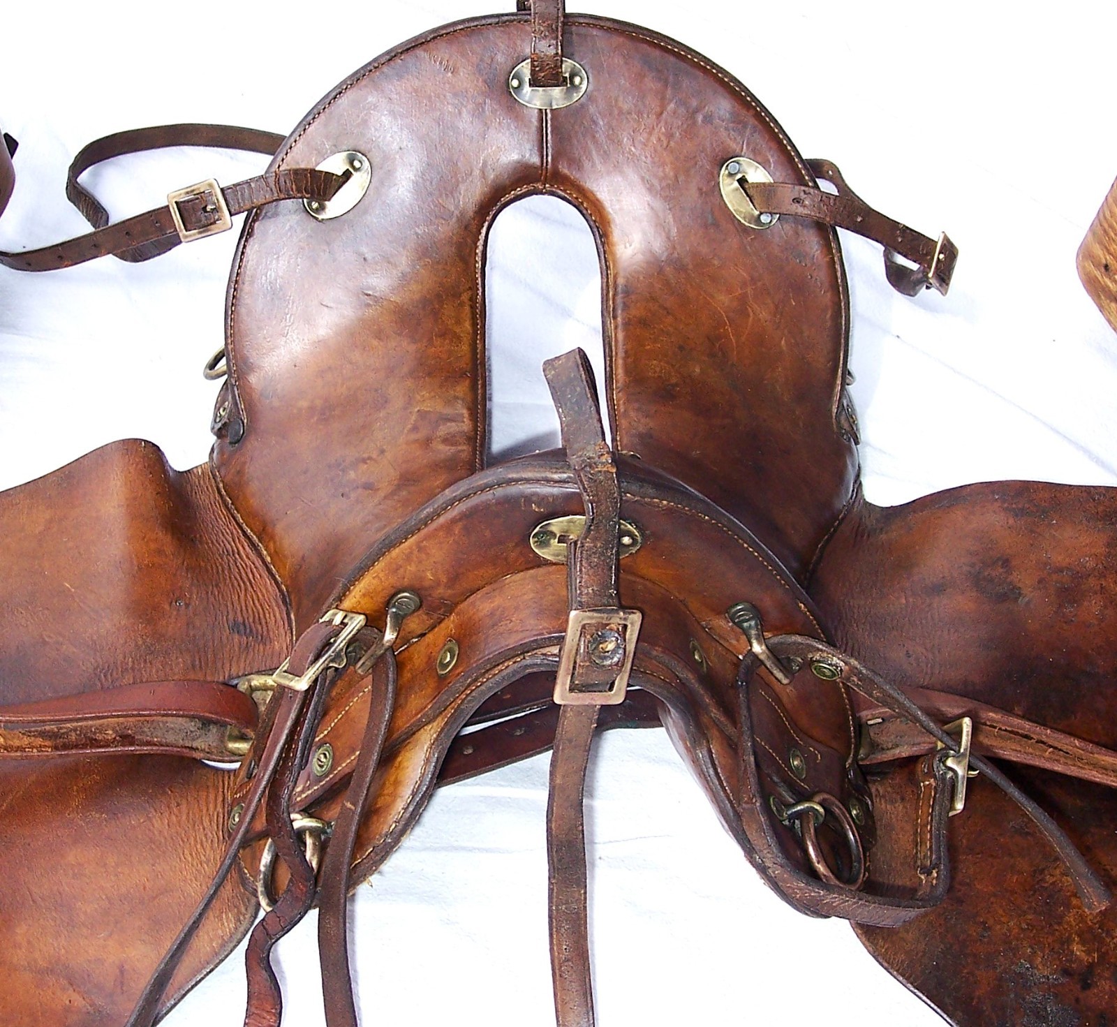 Antique US Cavalry Saddle Brass US Conchos Military McClellan 11" Seat Marked