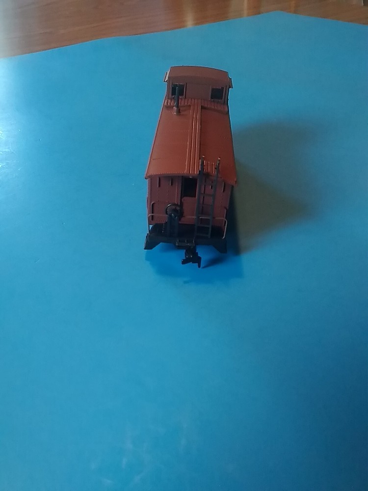 ho scale Athearn Chesapeake & Ohio caboose #1265