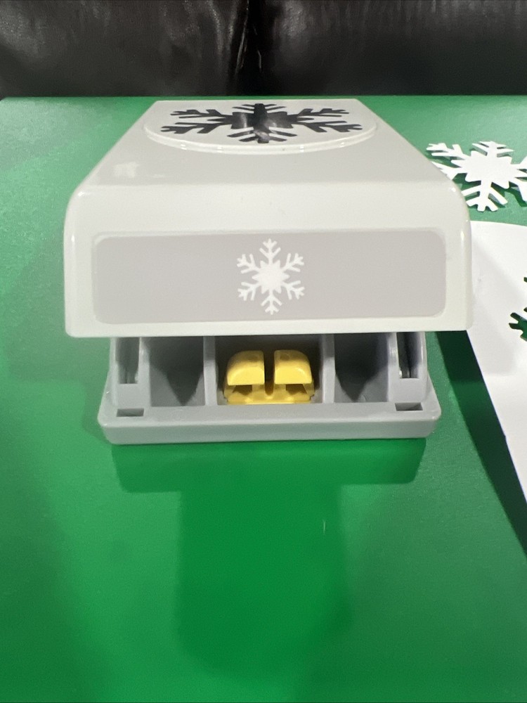 EK Snowflake Punch Large 2-1/4 Inch