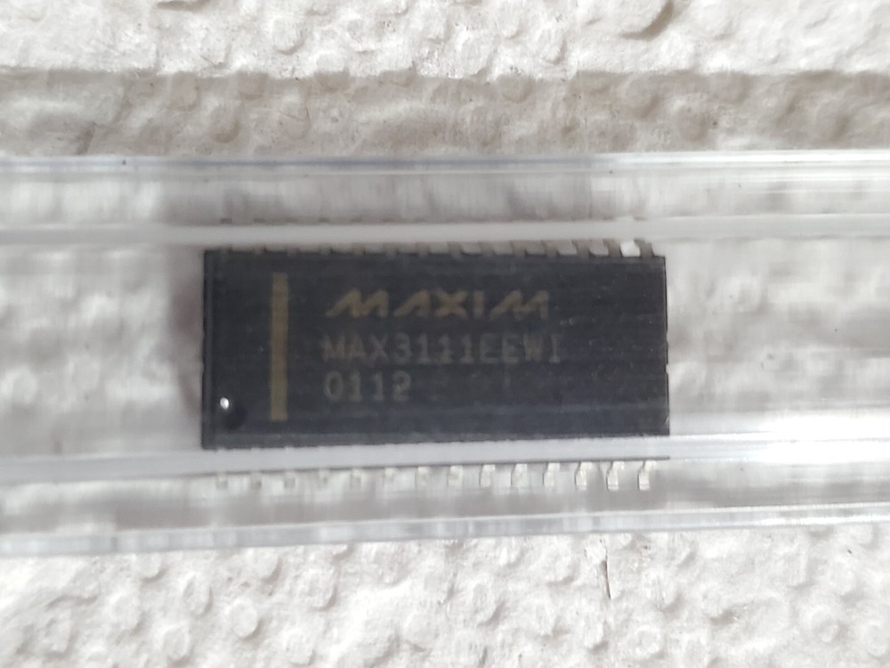 Maxim MAX3111EEWI IC - UART Interface