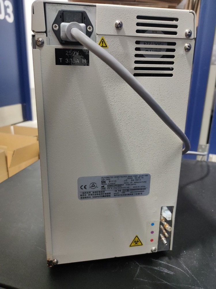 Sysmex Poch-100i Hematology Analyzer - Fade screen