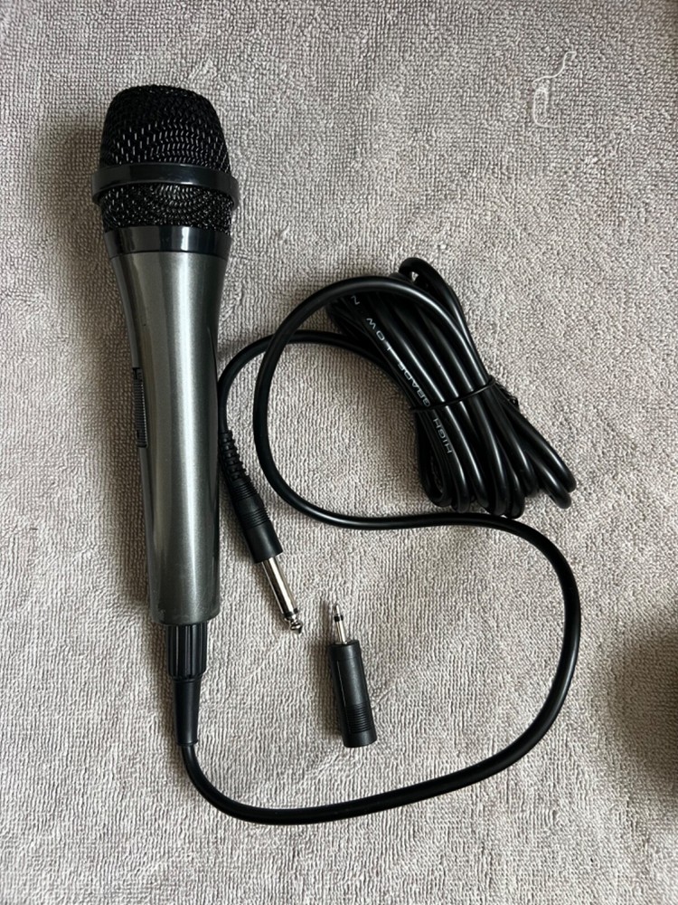 Singing Machine Wired Microphone