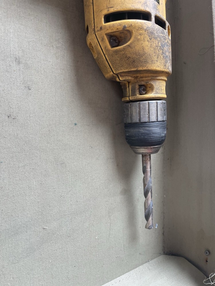 DEWALT DW106 VSR Corded 3/8" Keyless Chuck Variable Speed Reversible Drill