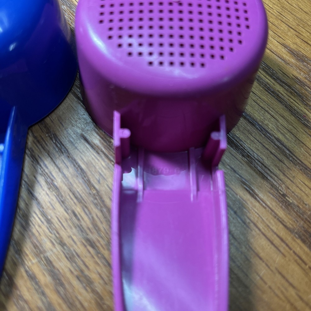 Tupperware Mini Sifter Strainer 879-6 Mini Funnel 877-6