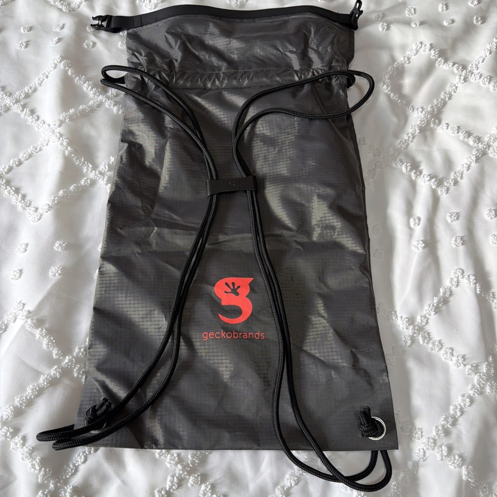 GECKOBRANDS Lightweight Waterproof Nylon Drawstring Active Backpack Gray Orange