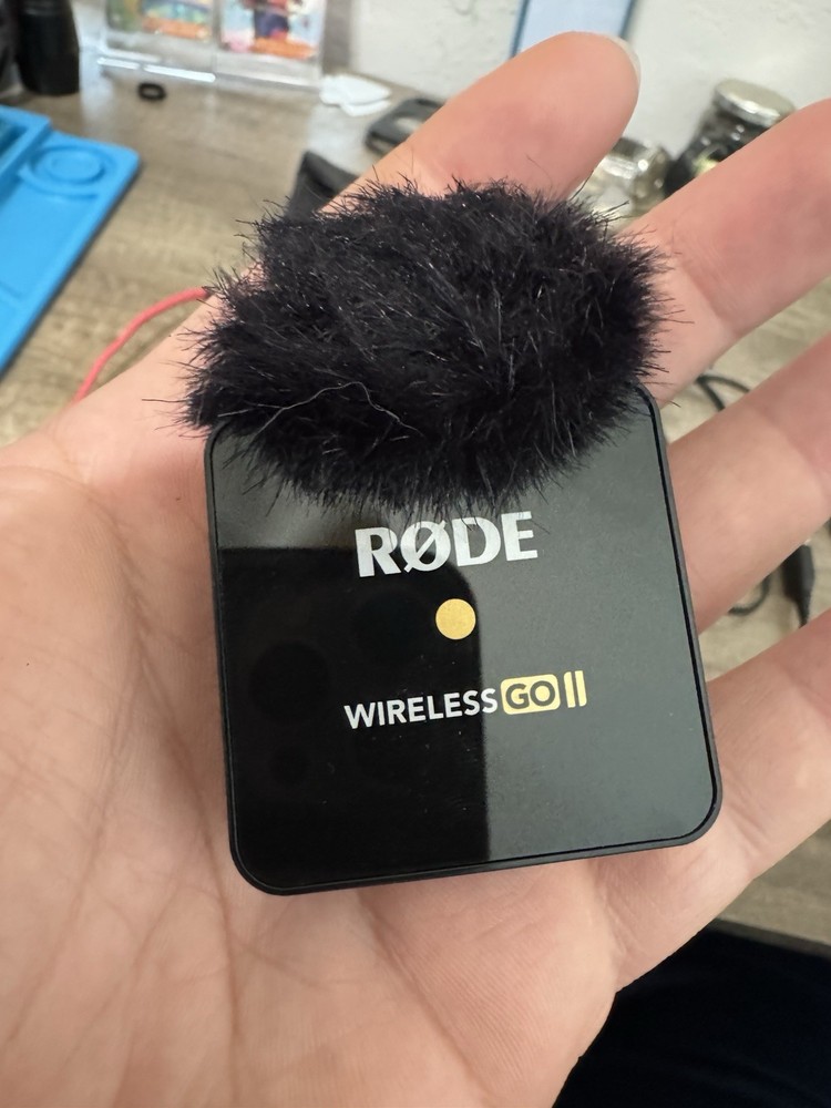 Rode Wireless GO II Wireless Microphone System, USB Audio, 3.5mm, Accessories