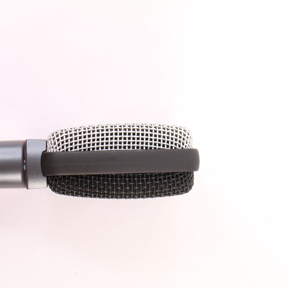Sennheiser e609 Silver Dynamic Super-Cardioid Microphone Tested Guitar Amplifier