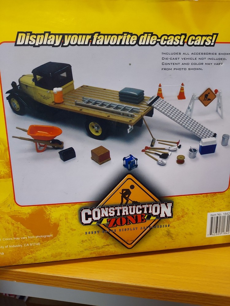 Hobby Gear: 23pc Set Construction Zone 1/24 Scale