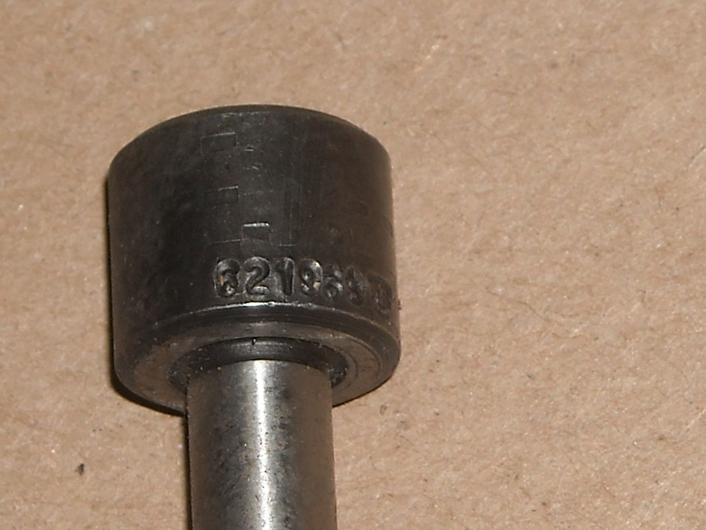 Universal #621969, Rest Button, 5pc, New Old Stock