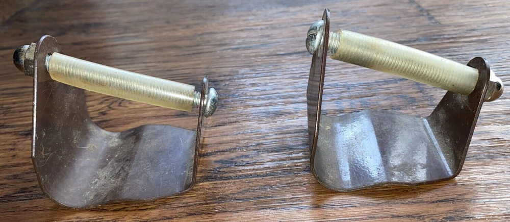 2 1/2'' STIRRUP TURNERS