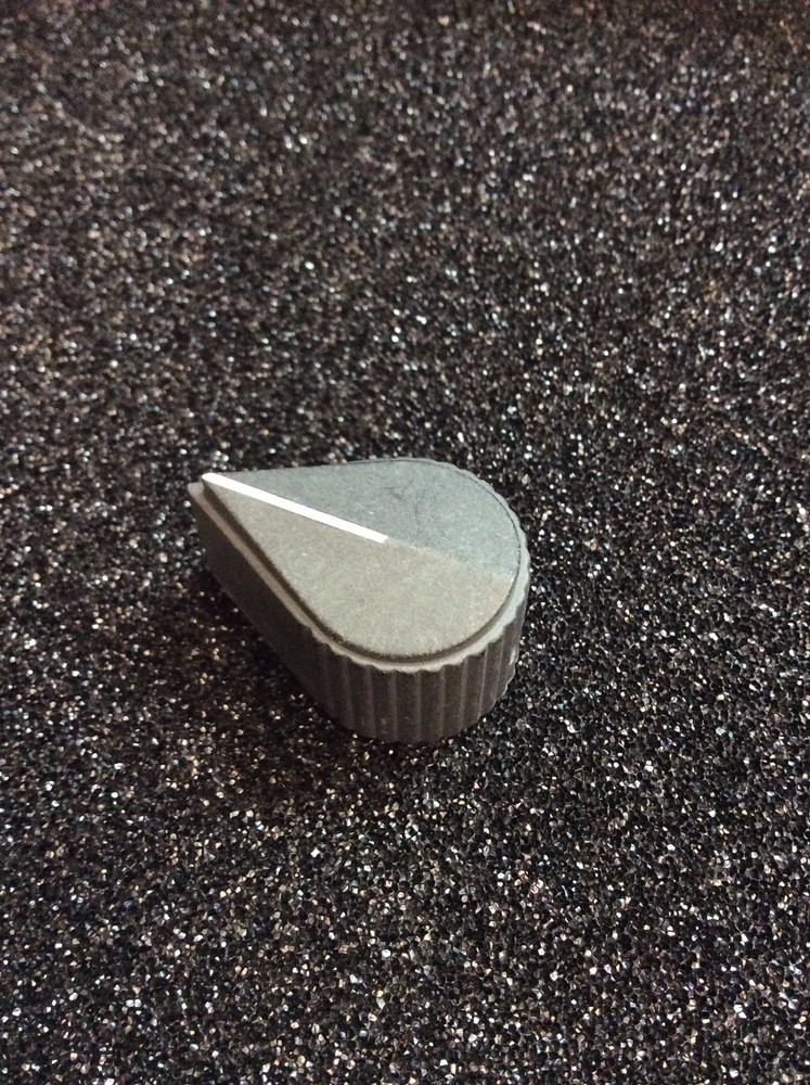 2 Pieces: KNOB MS91528-2T4B