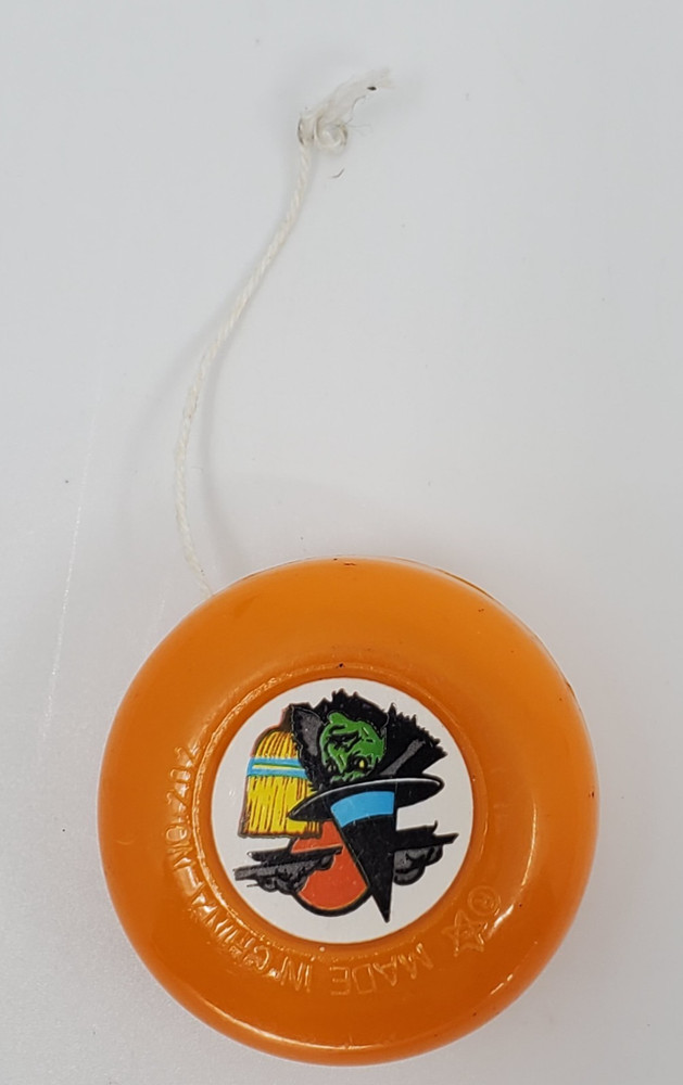 VTG Rare Witch Mini Yo Yo