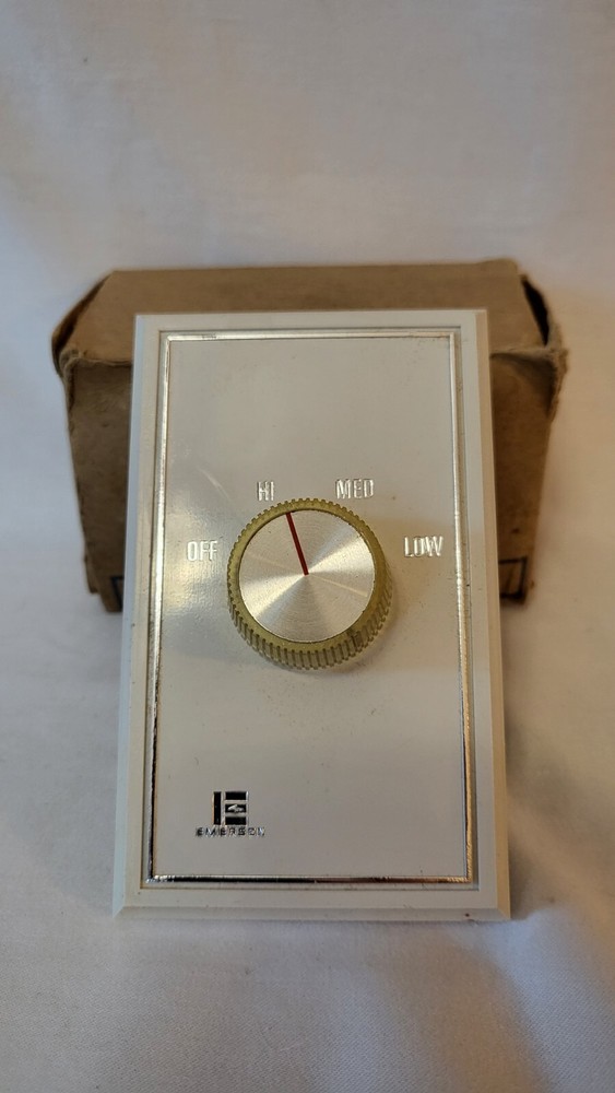 Vtg Emerson Thermostat E12402