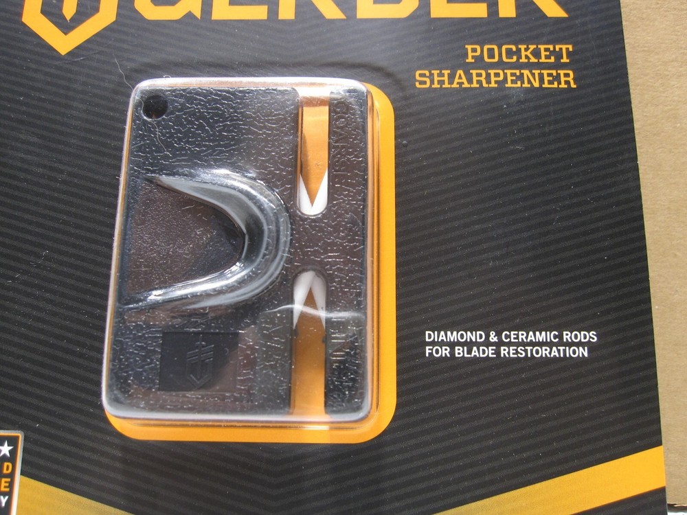 GERBER MINI POCKET SHARPENER Diamond & Ceramic Rods For Blade Restoration