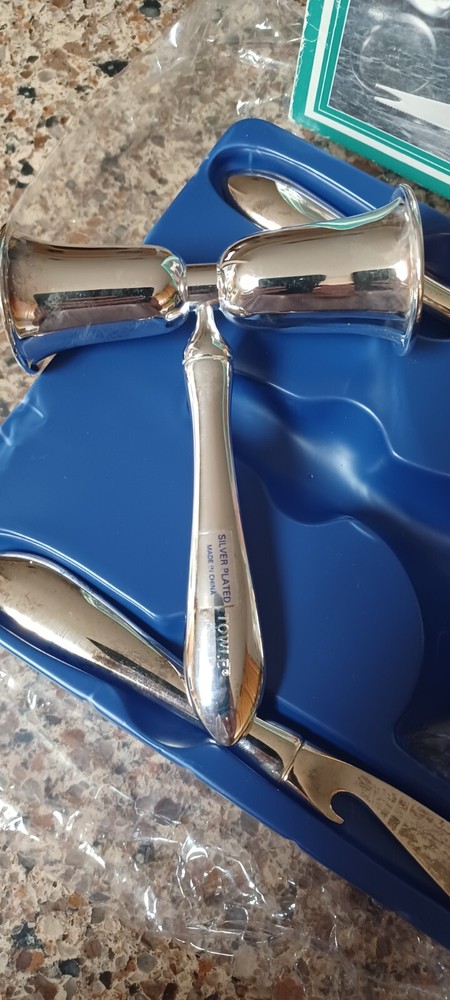 TOWLE SILVERPLATED 3 PIECE BAR SET