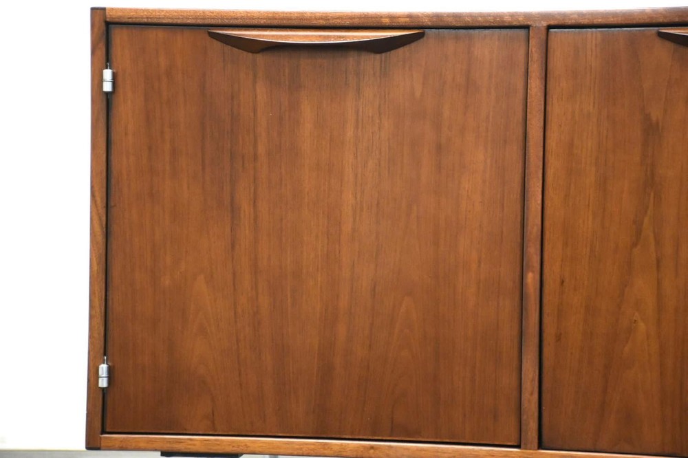 Jens Risom Walnut Mid Century Modern Credenza Cabinet