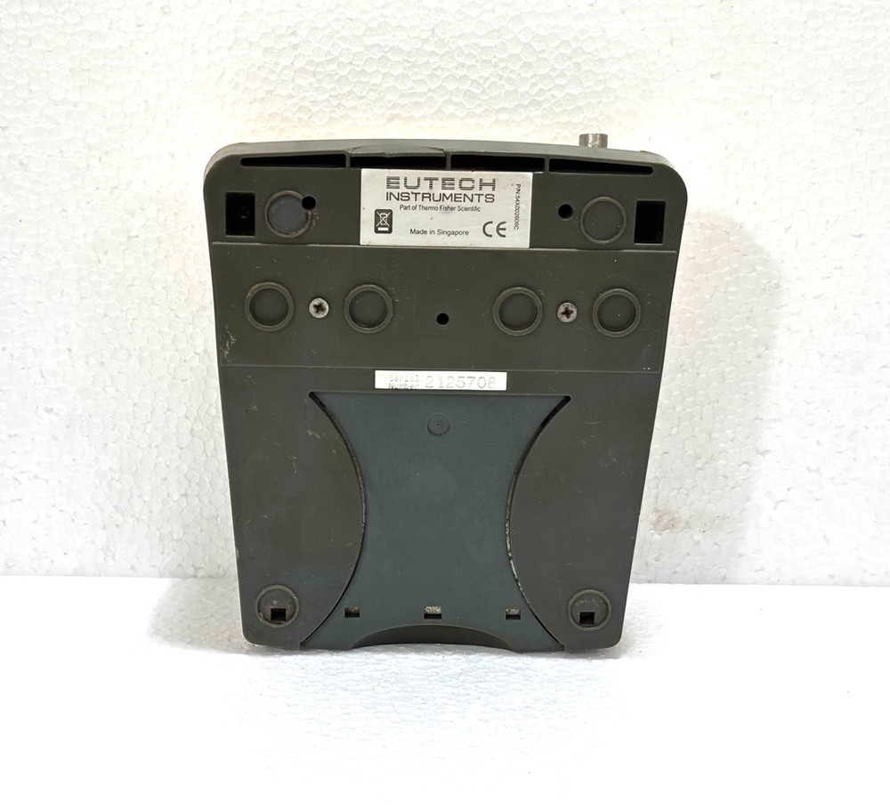Eutech Instruments PH 700 ph/mv/c/f Meter