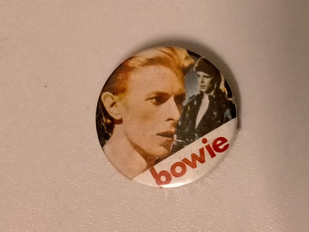 David Bowie music pop group vintage SMALL BUTTON RARE 4