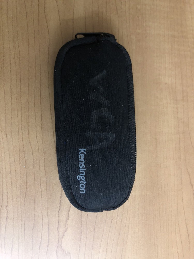 Logitech 60825-1 Laser Pointer with Case Great Condition USB Included