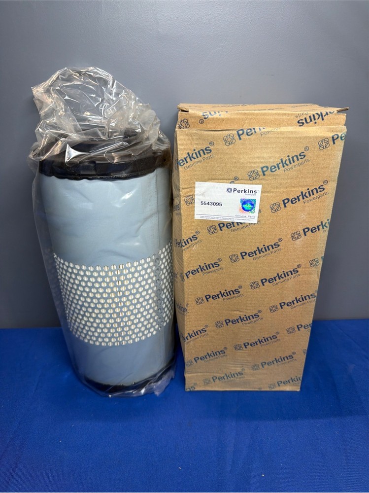 Perkins Air Filter 5543095
