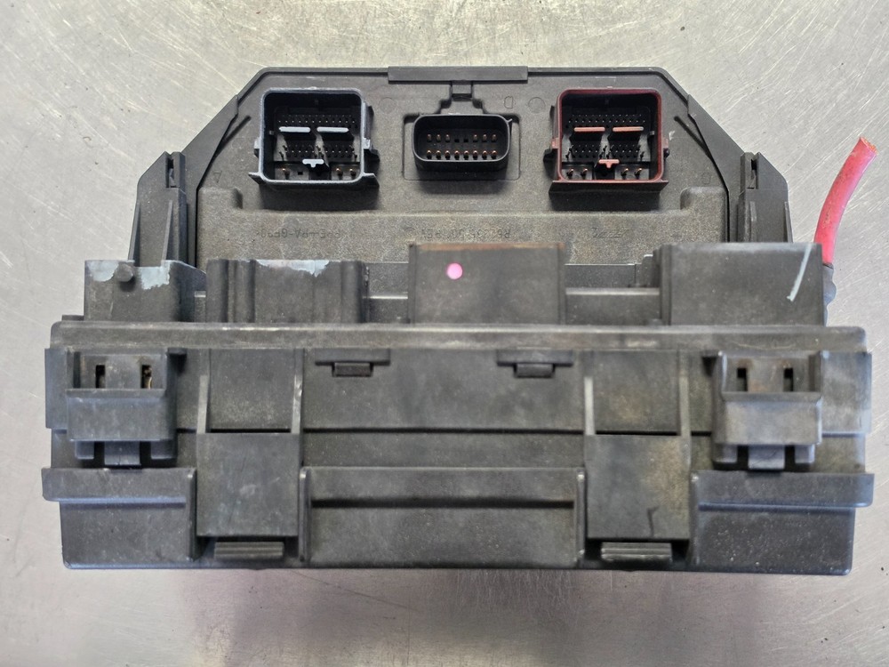 2008 Dodge Caravan Fuse Box RTB0AC04E7