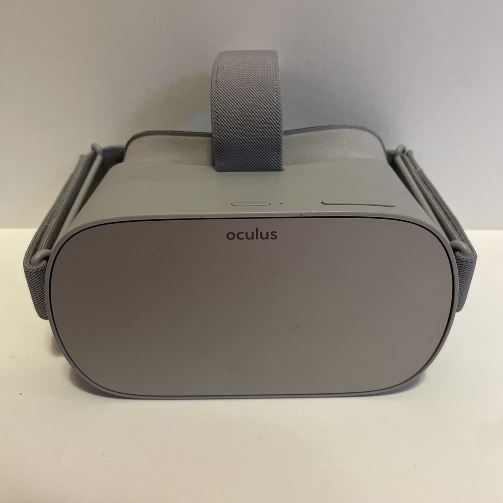 Oculus Go Standalone Virtual Reality Headset 32GB Gray Bluetooth Wireless