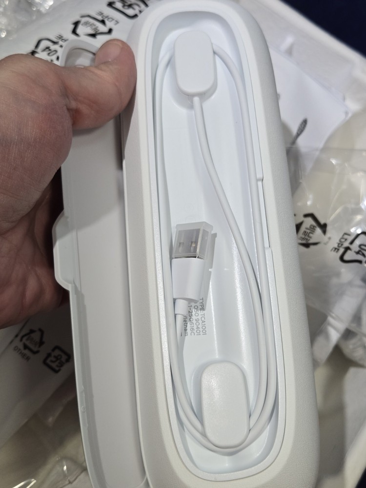 Philips Sonicare DiamondClean Smart 9300 2-Pack 🦷 Top-Tier Open Box Bundle!