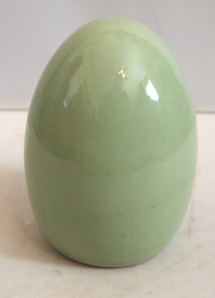 SPRING EASTER LETTER J MONOGRAM DECORATIVE GREEN EGG NWOT