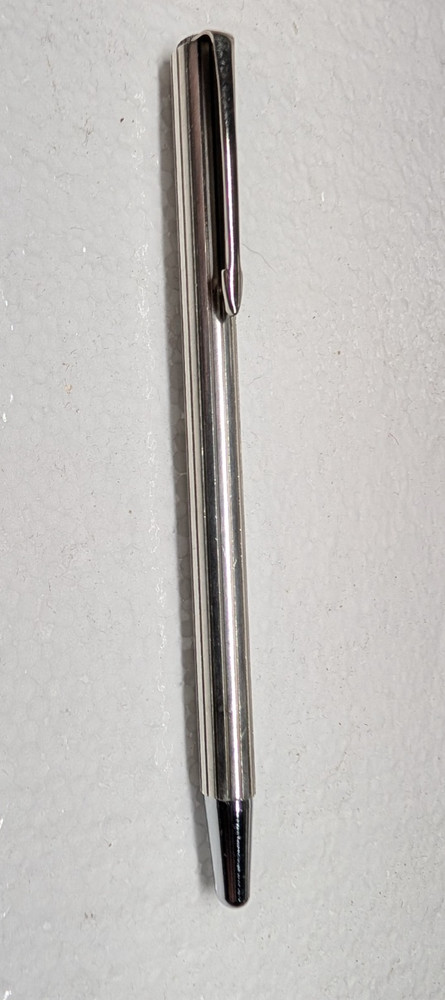 VTG Emphasis Pointer Sterling Case Telescoping 25" w/ Pocket Clip